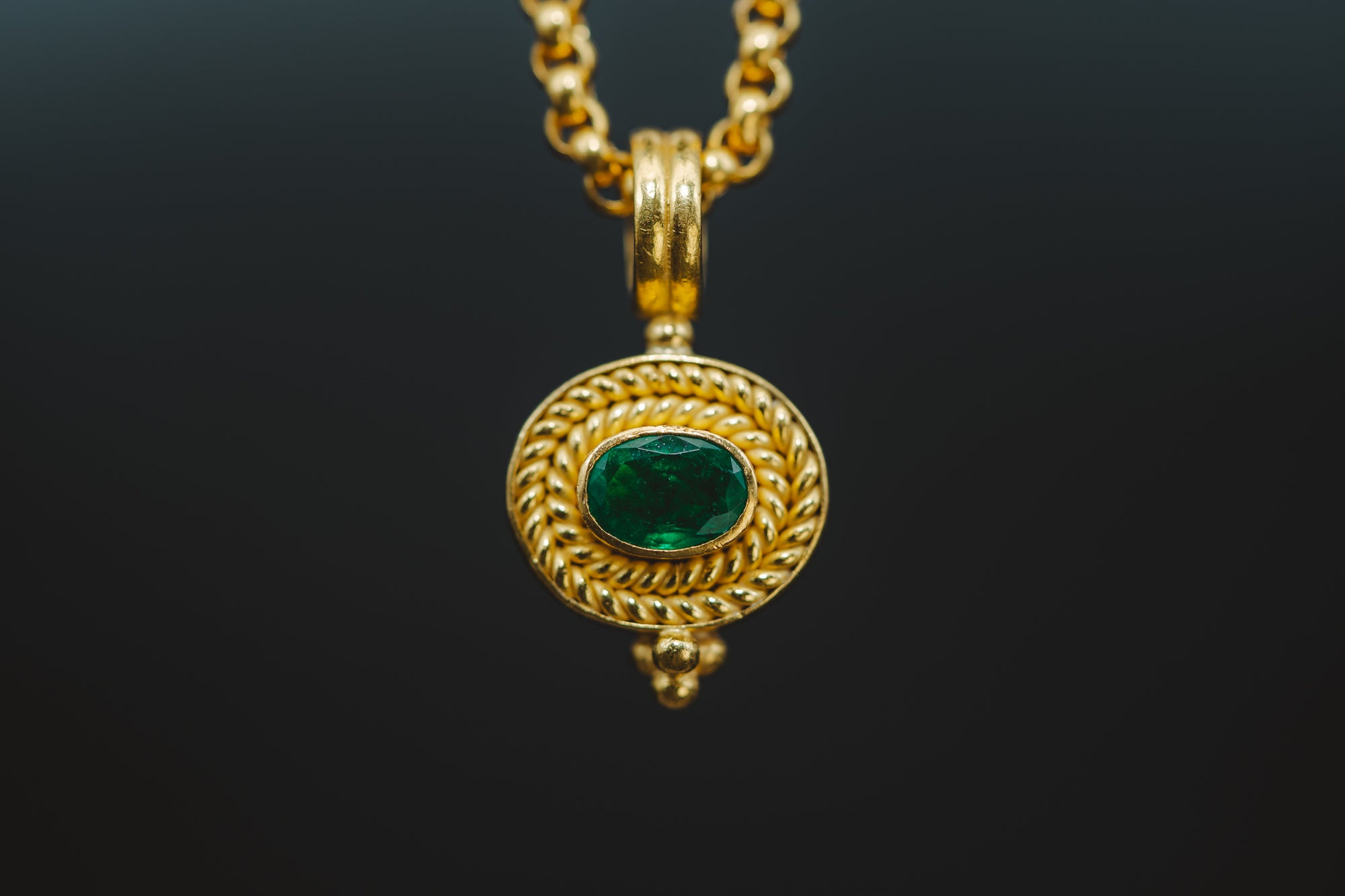 18k Yellow Gold  Emerald Necklace