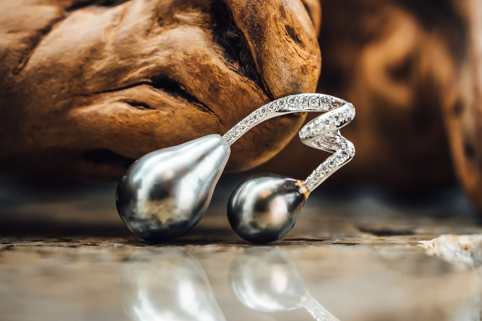 14k White Gold Tahitian Pearl and Diamond Pendant