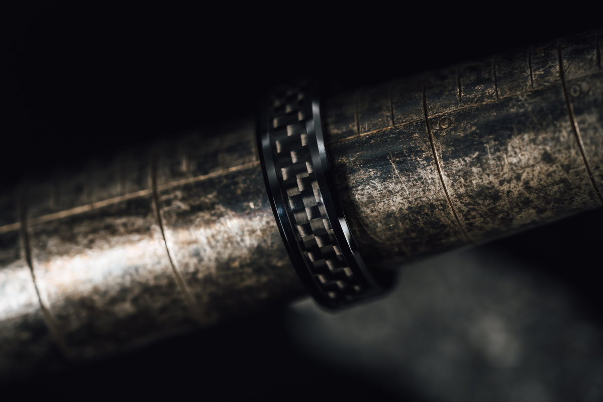 Ceramic Ring Inlaid with Carbon Fiber