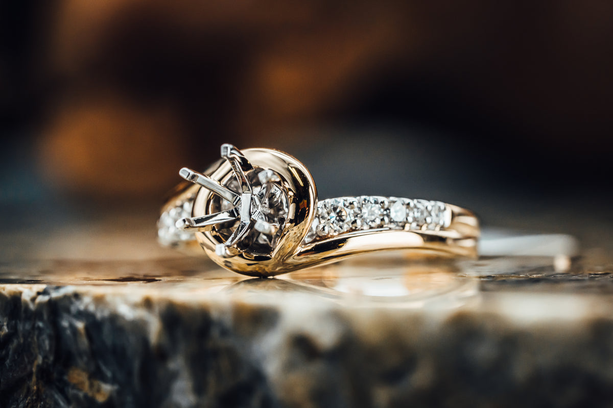 14k Two-Tone Diamond Mounting