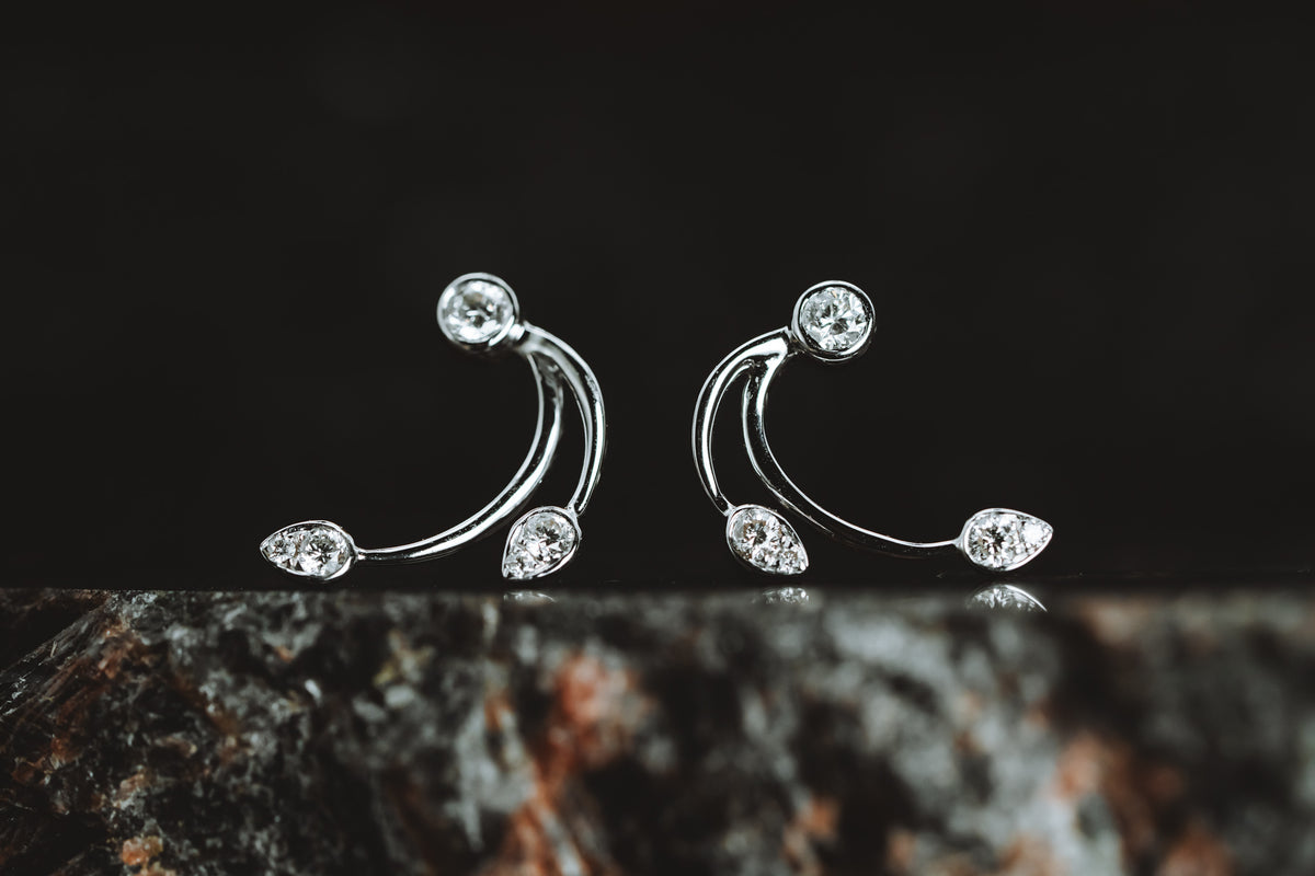 14k White Gold Diamond Earrings