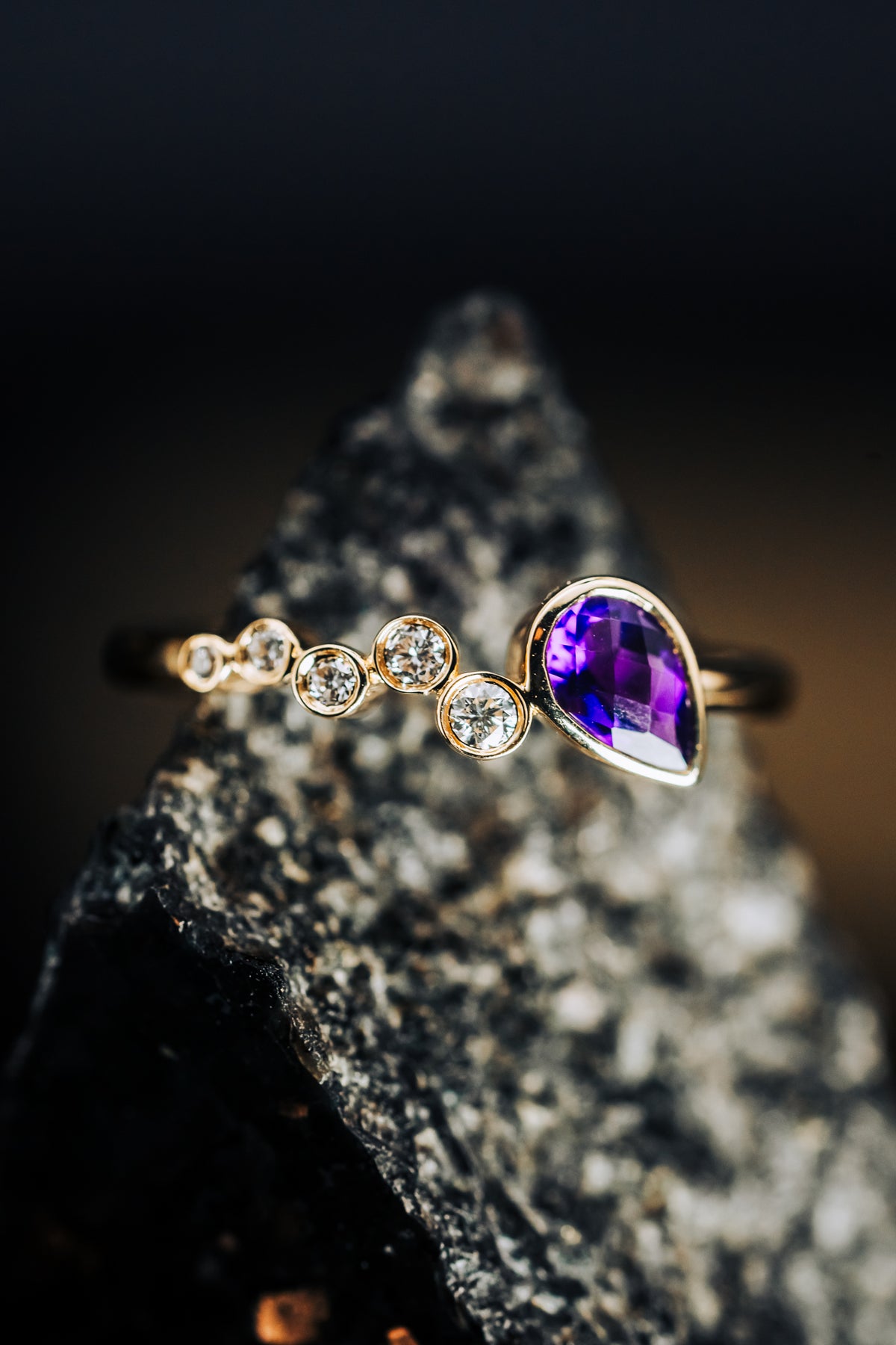 14k Yellow Gold Amethyst and Diamond Ring