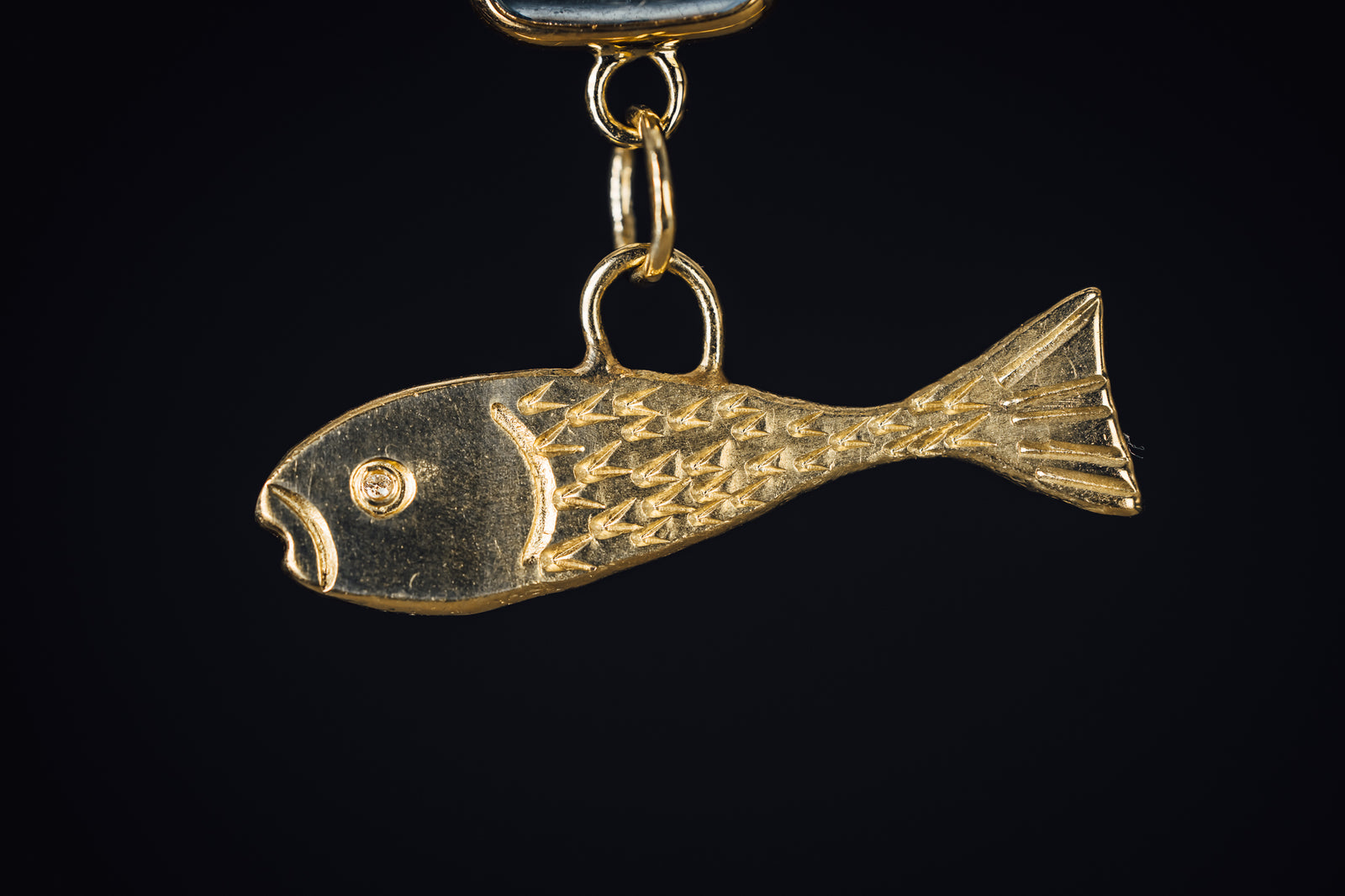 18k Yellow Gold Blue Beryl and Daimond Necklace