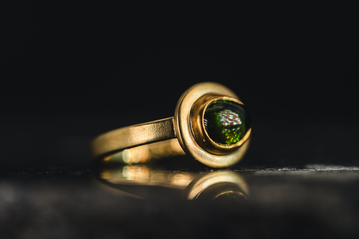 22k/18k Yellow Gold Green Tourmaline Cabochon Ring