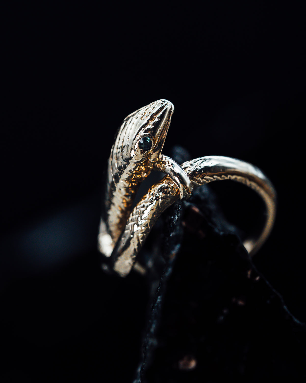 14k Yellow Gold Snake Ring with Sapphire Eyes