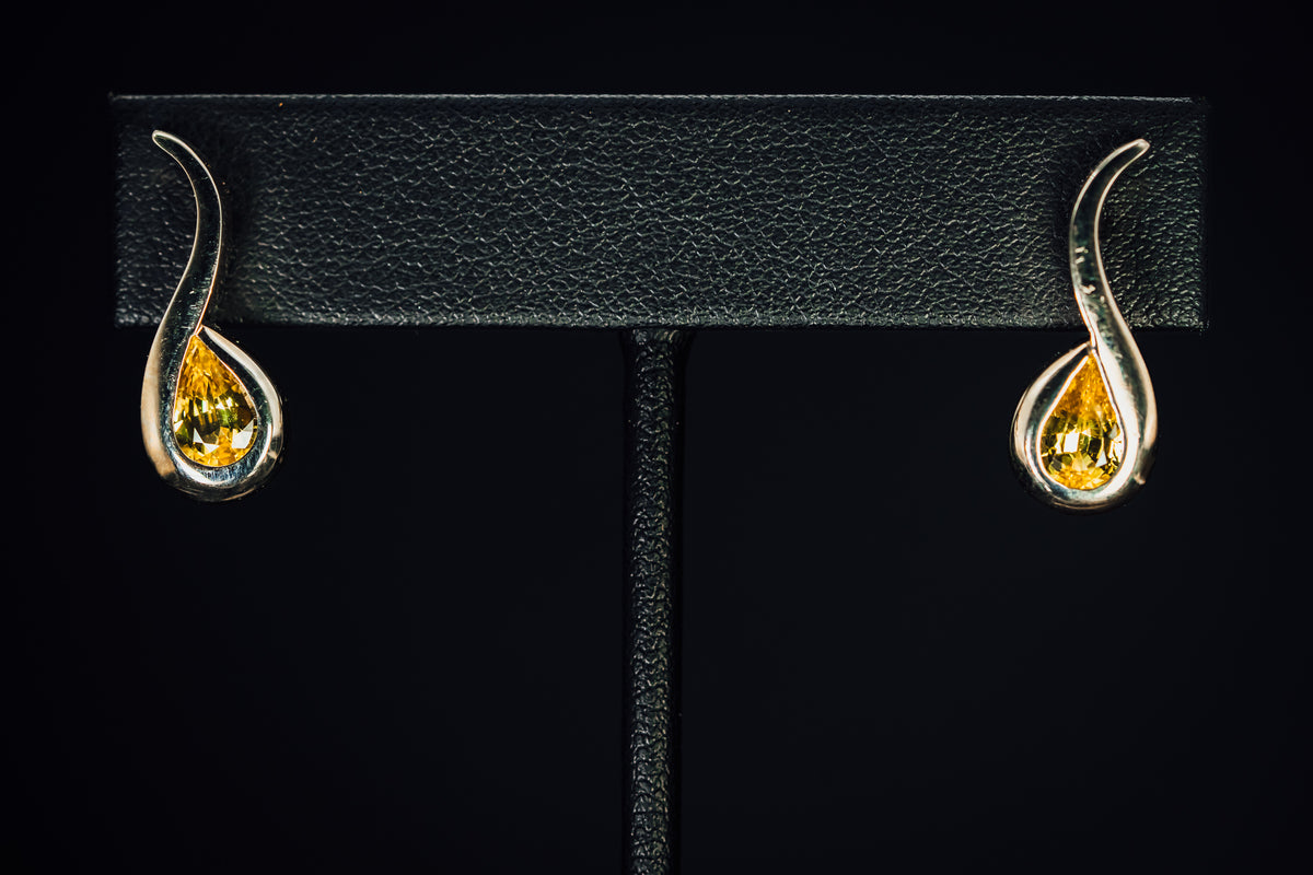 14k White Gold Yellow Sapphire Drop Earrings