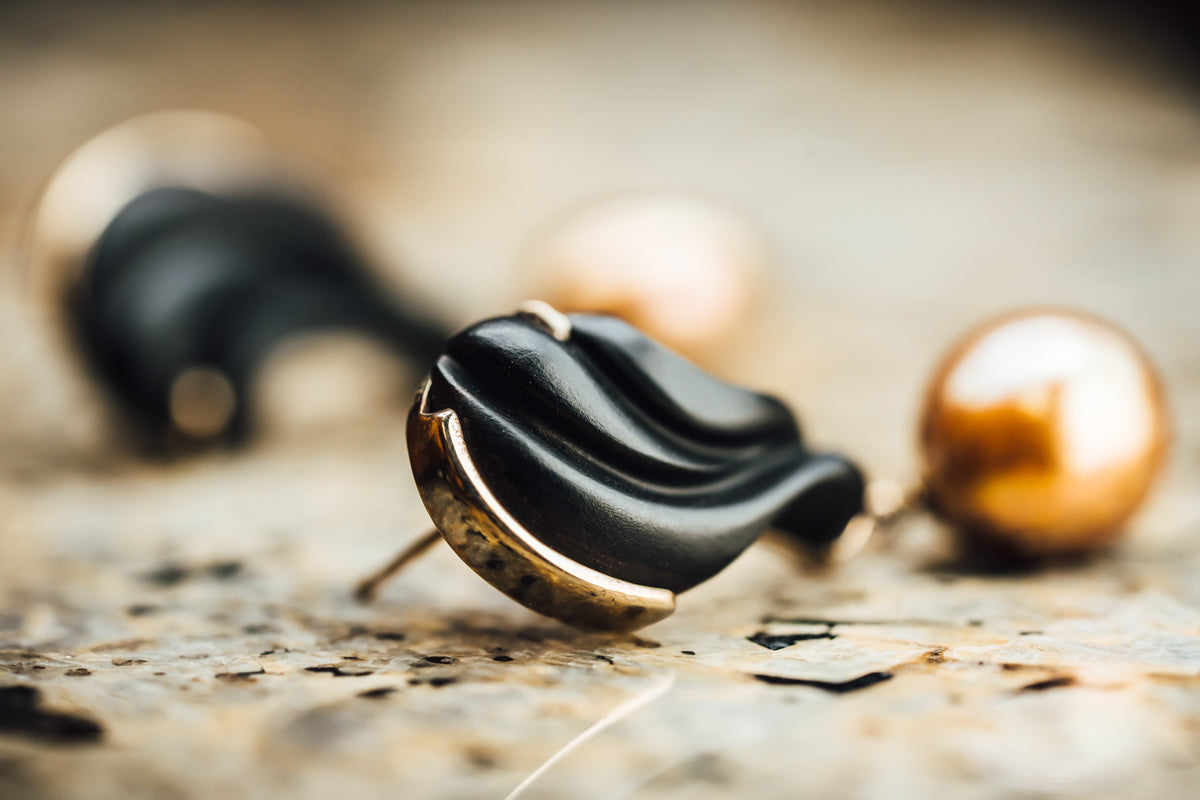 14k White Gold Onyx and Pearl Drop Earrrings