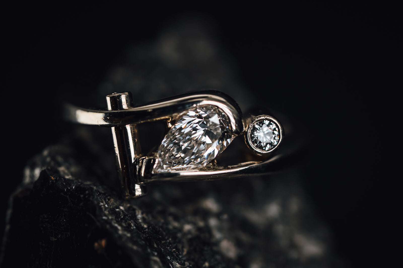 14k White Gold Diamond Ring