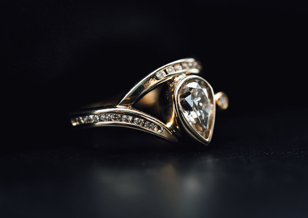 14k Two Tone Gold 1.20 carat Pear Shape Diamond Ring