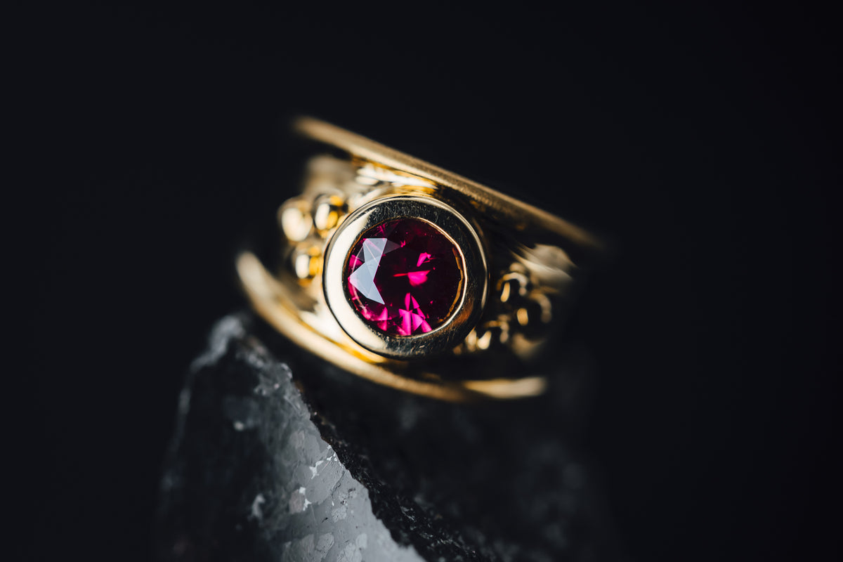 18k Yellow Gold Pink Tourmaline Ring