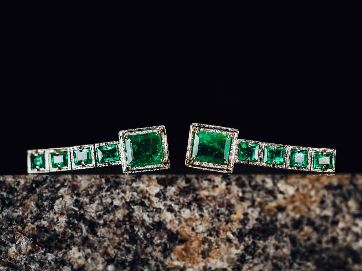 14k White Gold Emerald Drop Earrings