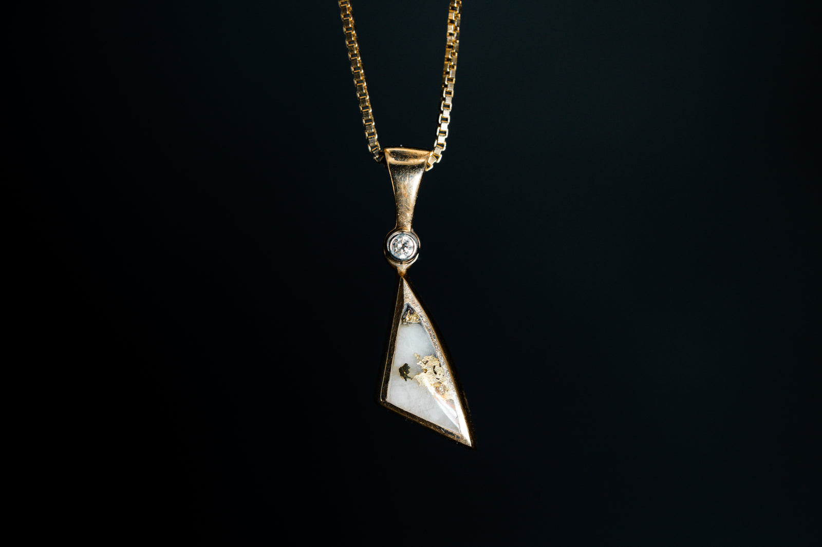 14k Yellow Gold Quartz Pendant