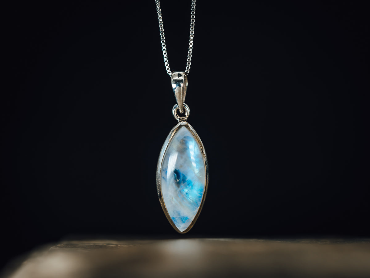 Sterling Silver Moonstone Pendant