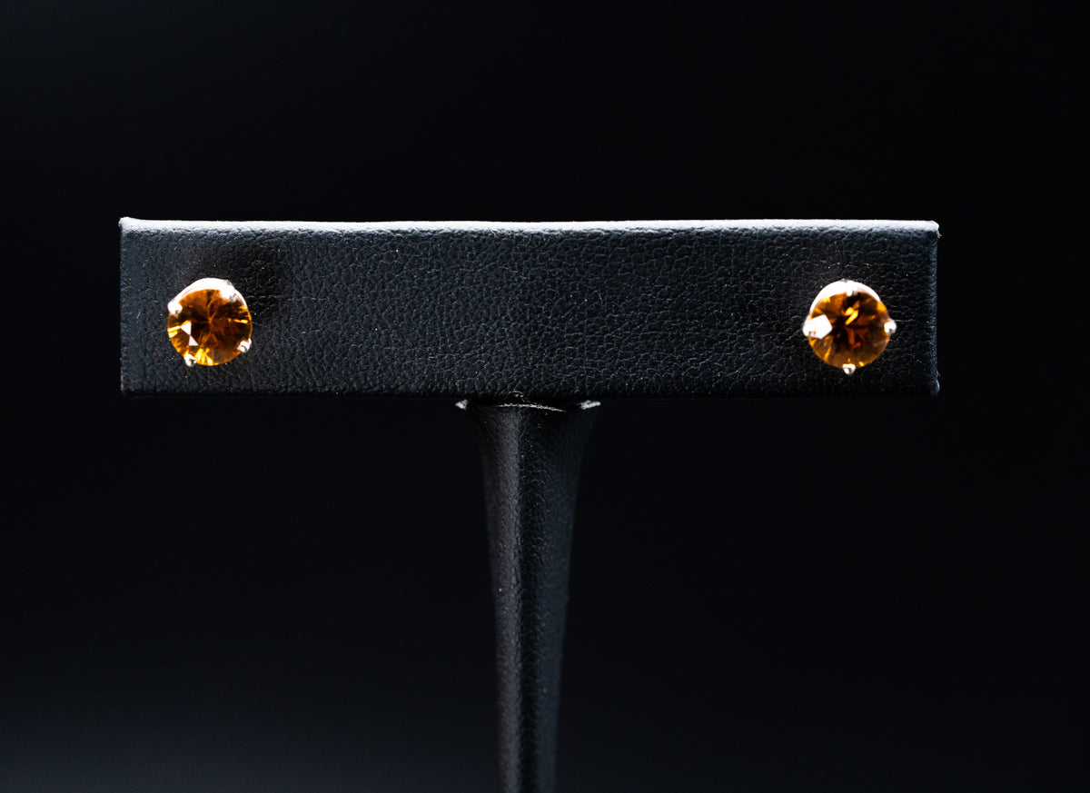 14k White Gold Cognac Zircon Stud Earrings