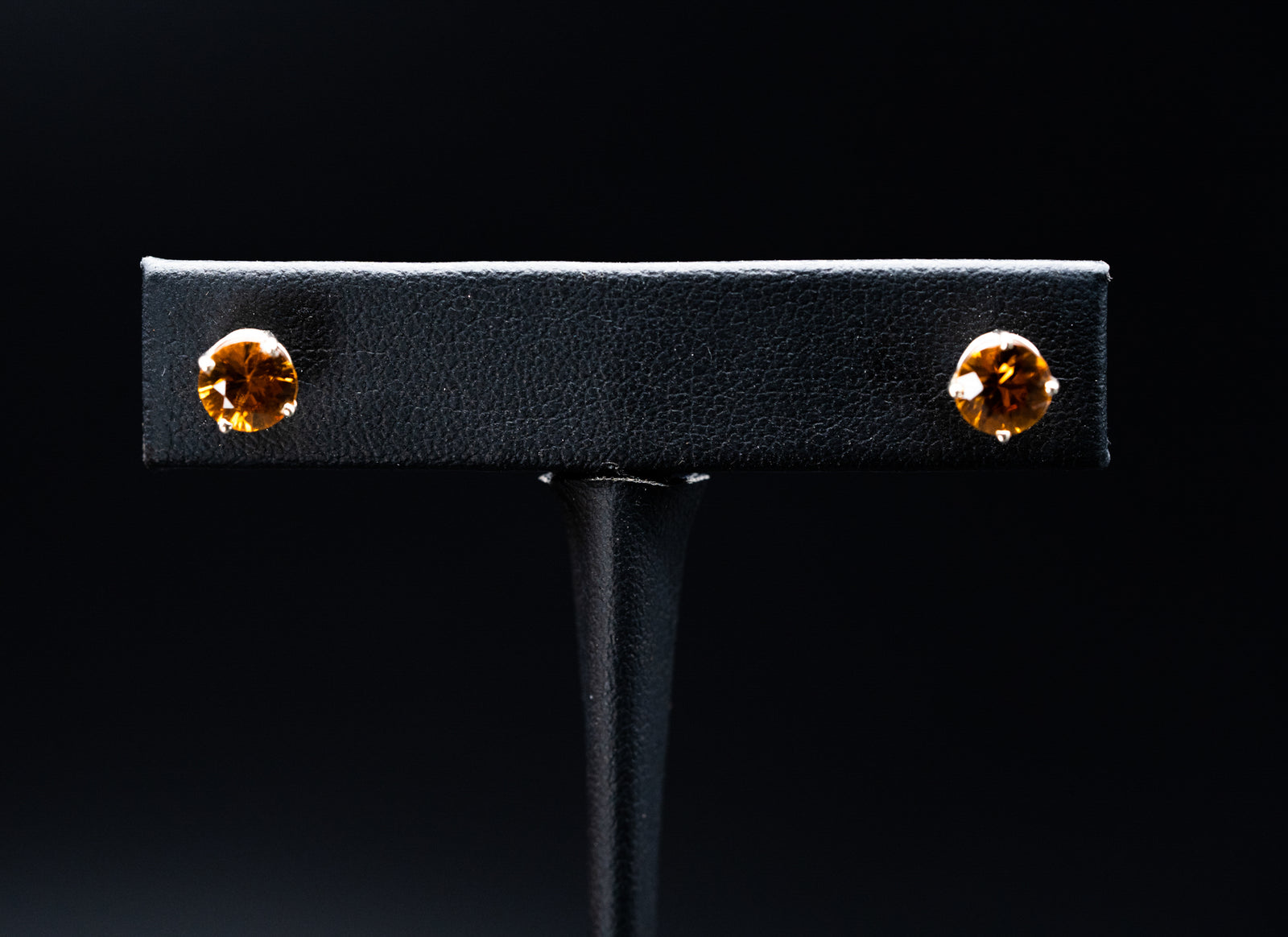 14k White Gold Cognac Zircon Stud Earrings