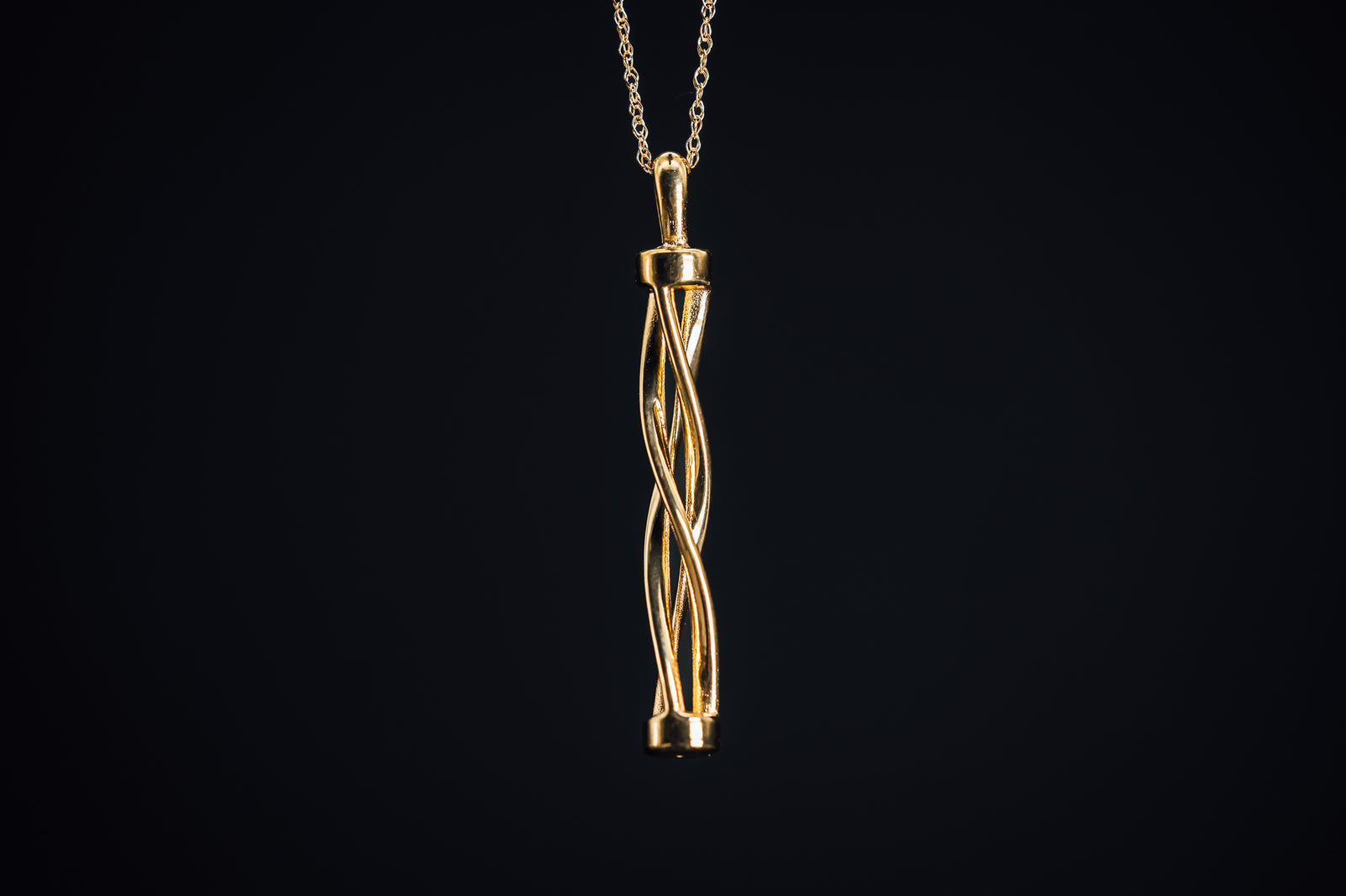 14k Yellow Gold Twist Pendant