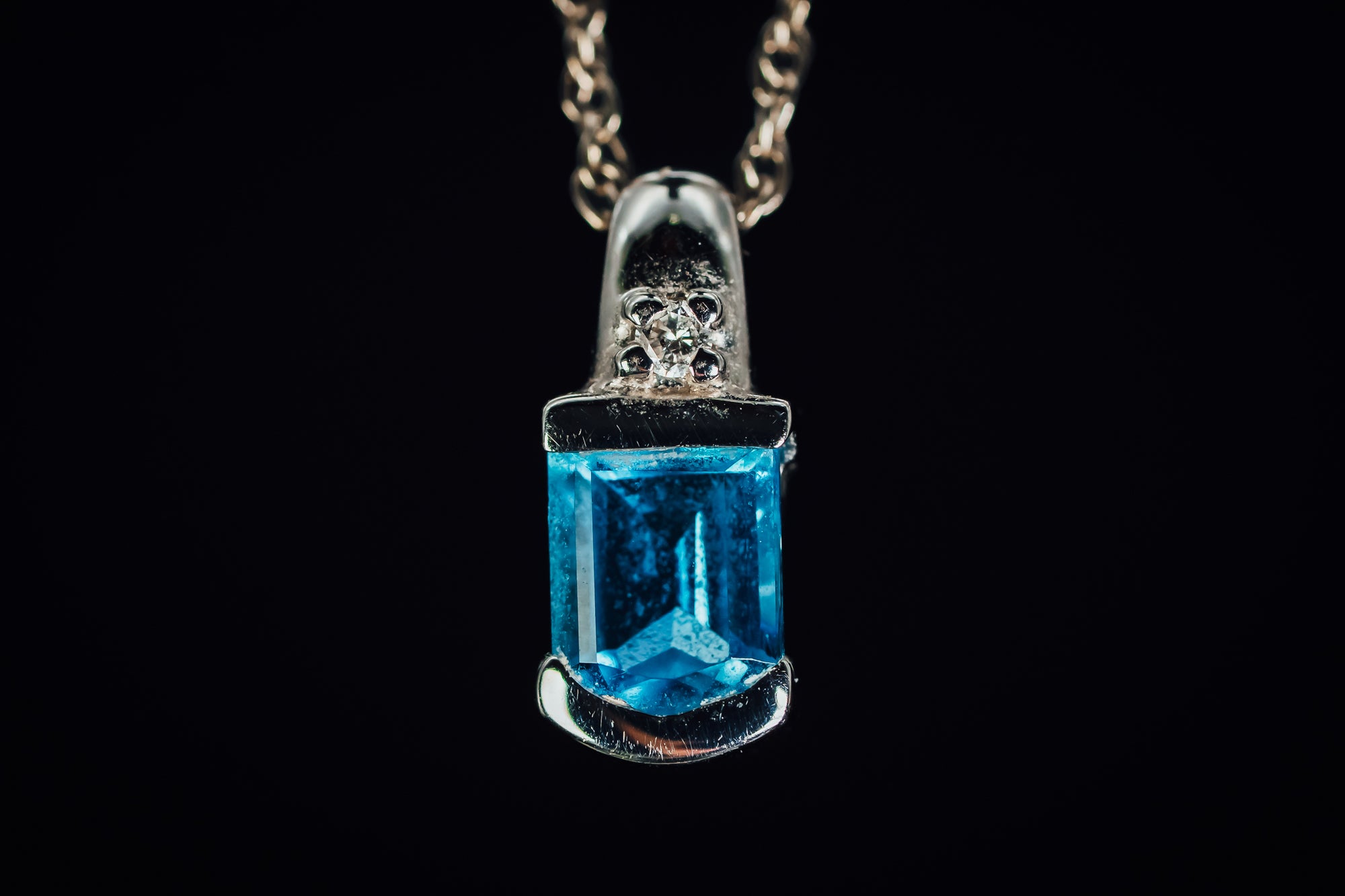 14K White Gold Half Bezel Set Blue Topaz and Diamond Pendant