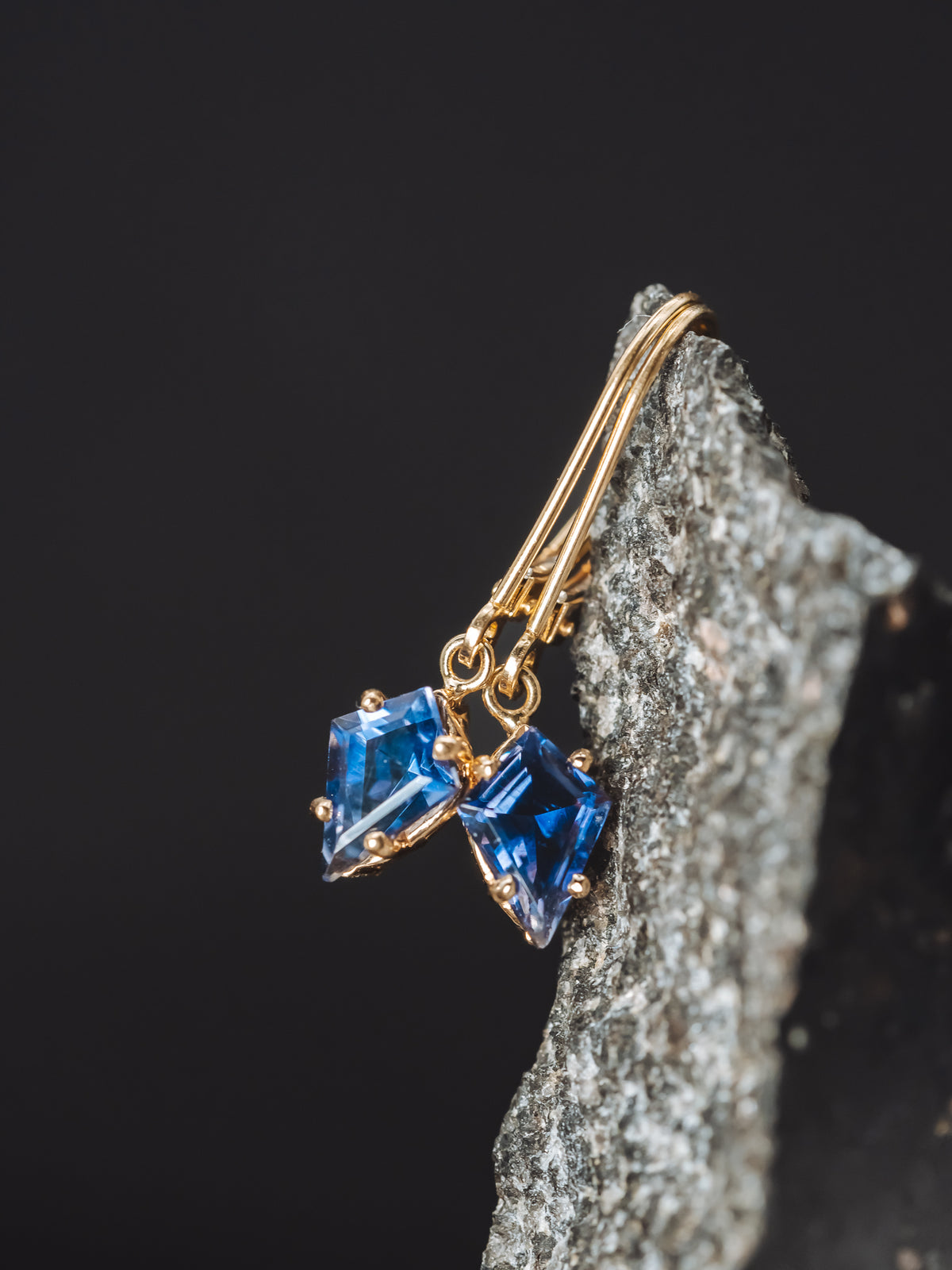 14k Yellow Gold Tanzanite Earrings