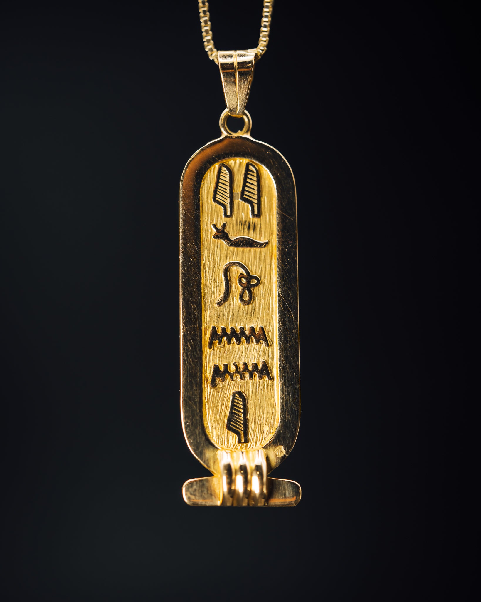 18k Yellow Gold Egyptian Style Pendant