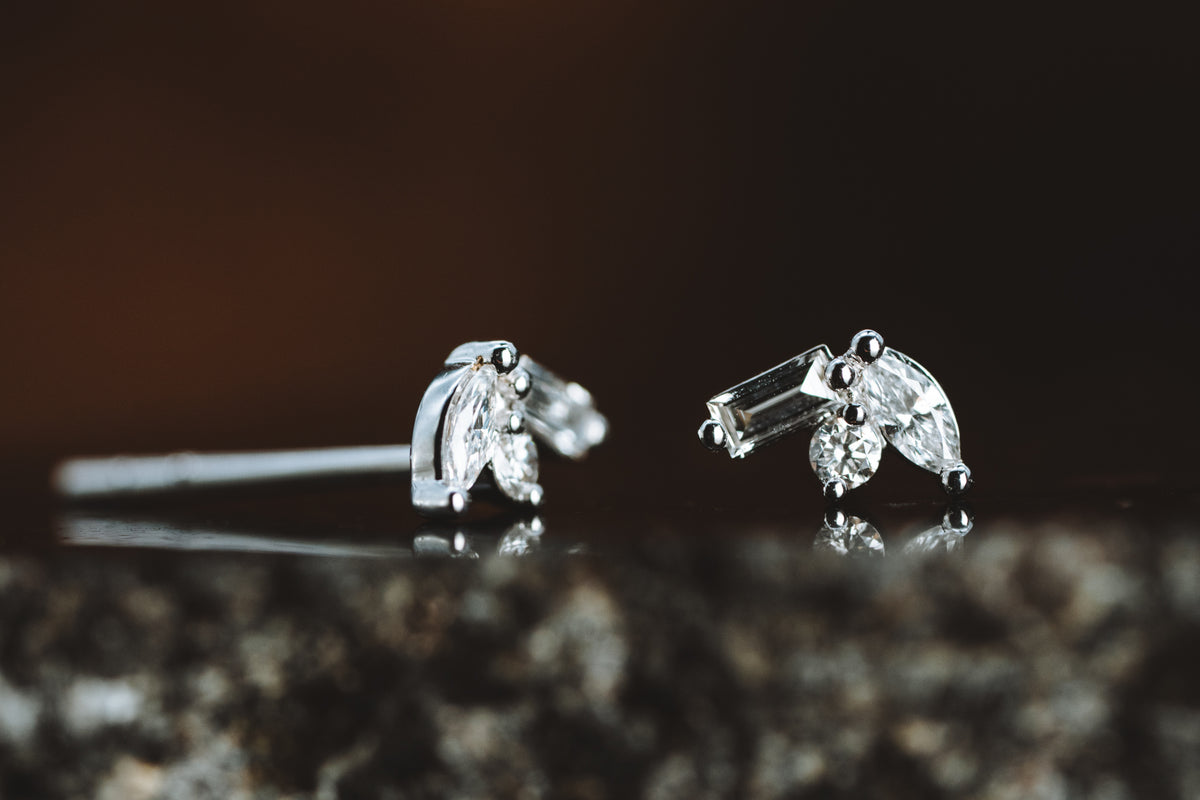 14k White Diamond Cluster Stud Earrings