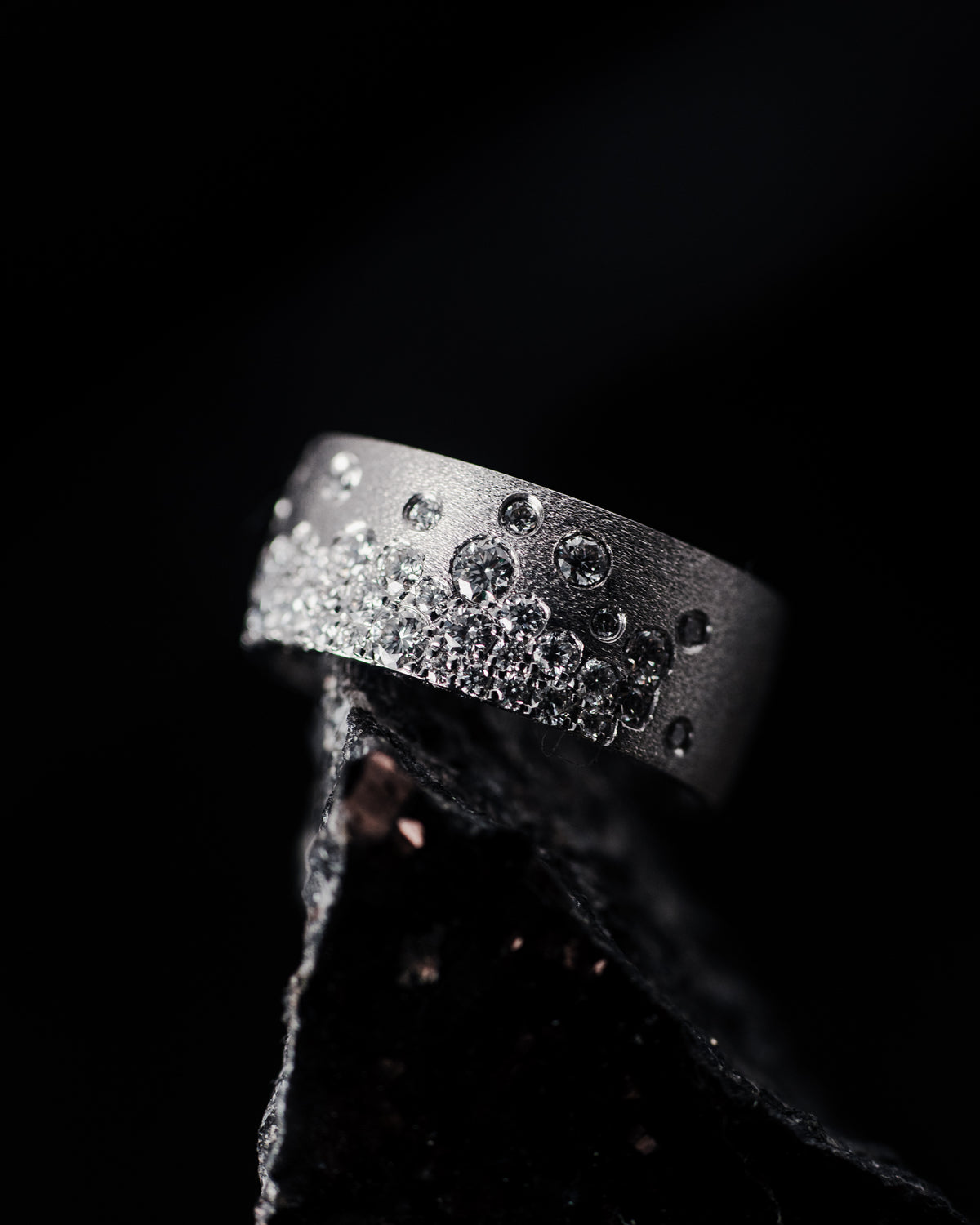 14k White Gold Pave&#39; Diamond Band