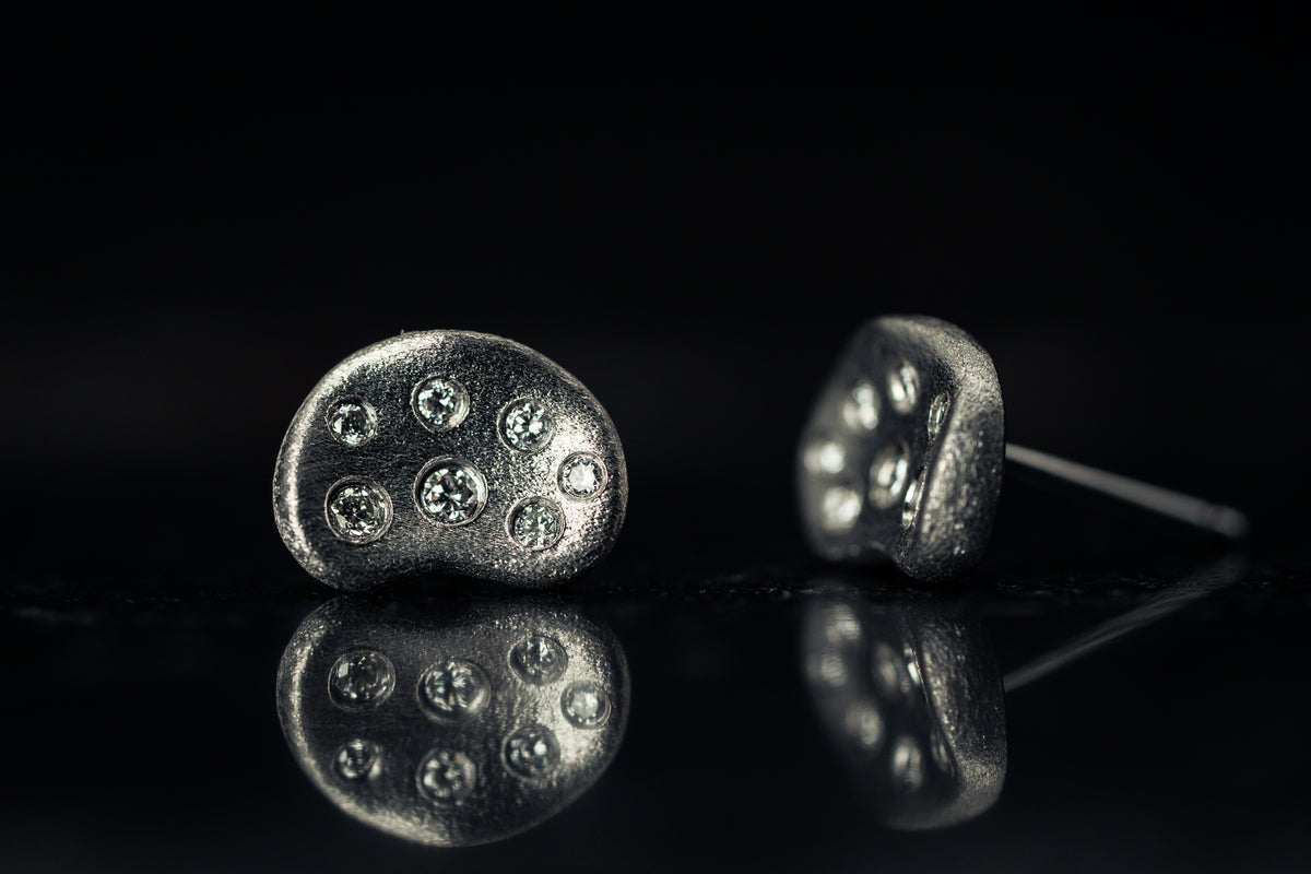 14k White Gold Concave Kidney Shaped Pave&#39; Diamond Earrings