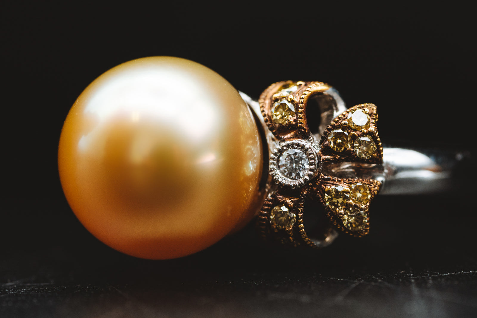 18k White Gold Yellow Tahitian Pearl and Diamond Ring