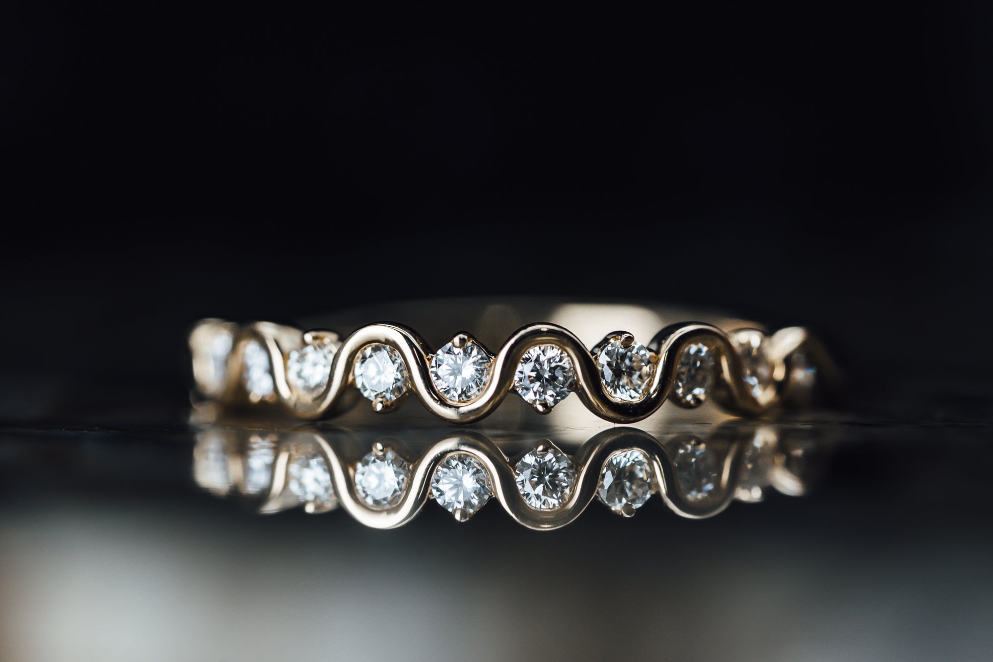 14k Yellow Gold Diamond Serpantine Ring