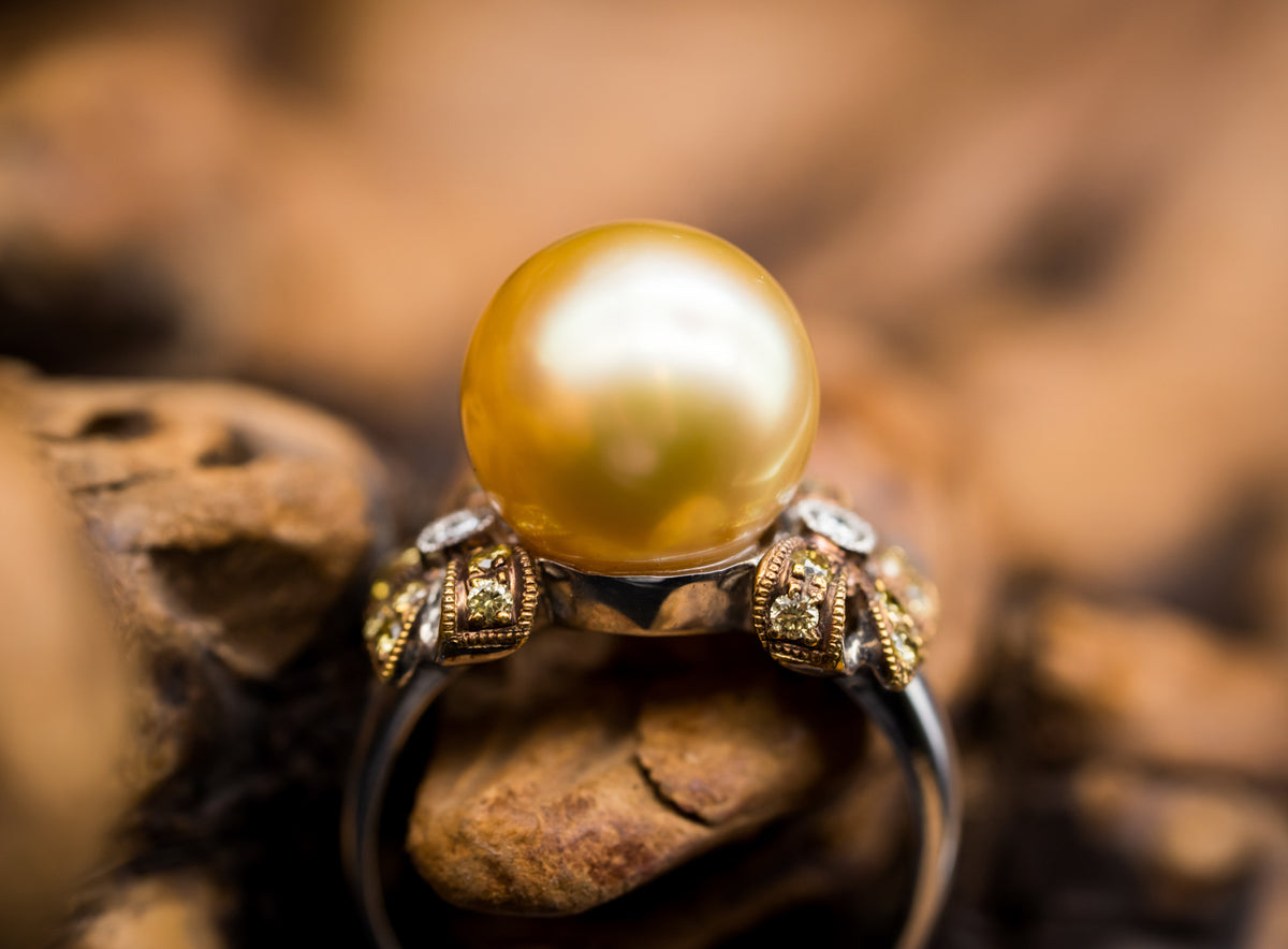18k White Gold Yellow Tahitian Pearl and Diamond Ring