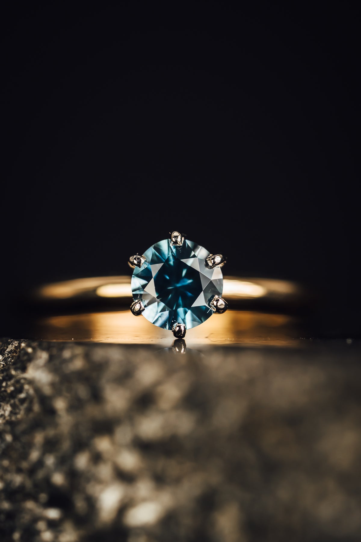 14k Yellow and White Gold Solitaire Sapphire Ring