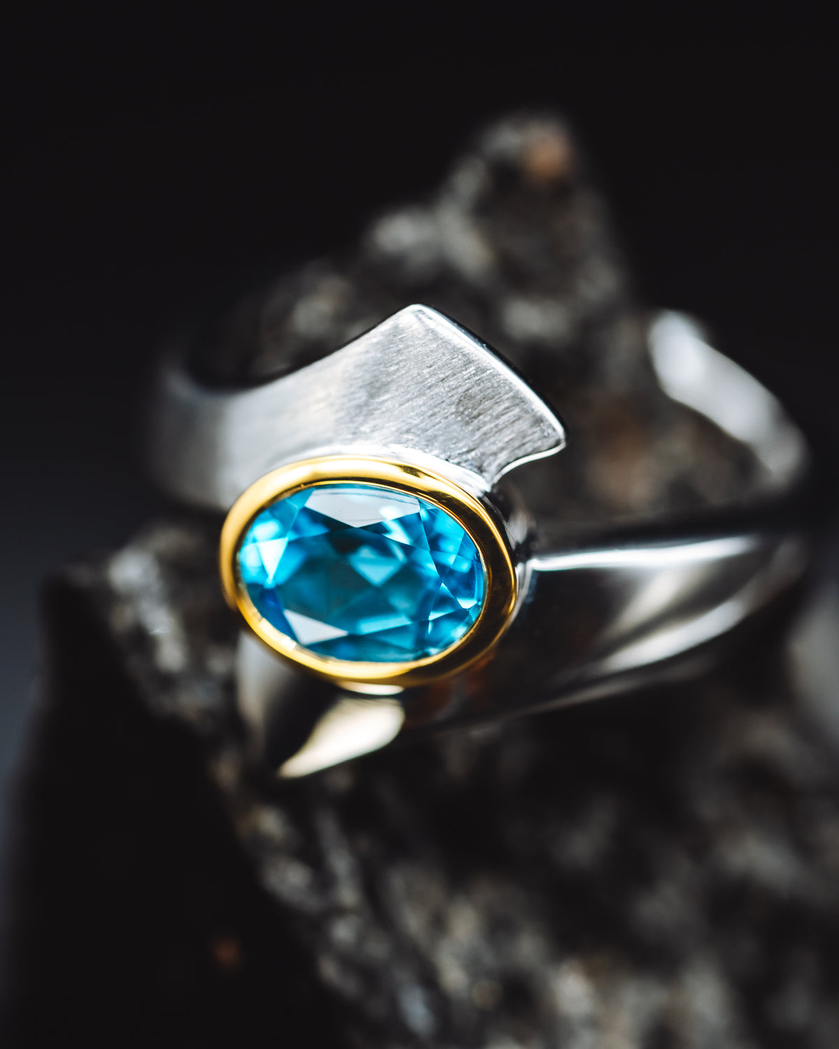 Sterling Silver Blue Topaz Ring