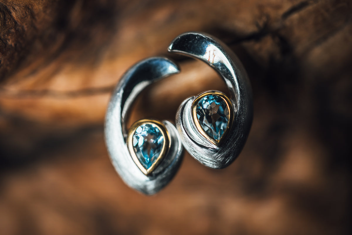 Sterling Silver Blue Topaz Earrings