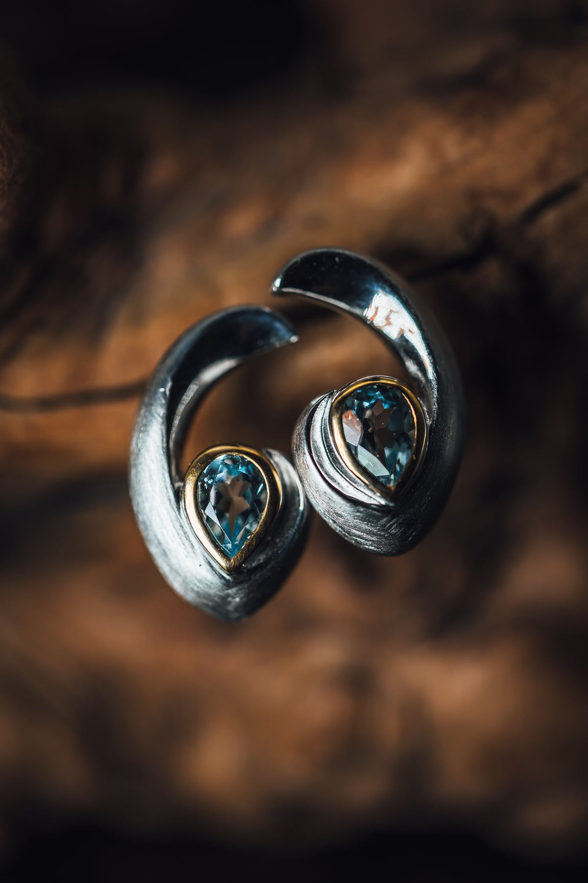 Sterling Silver Blue Topaz Earrings