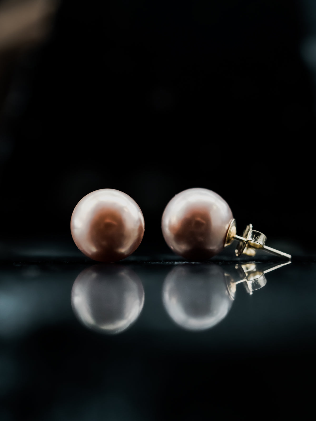 14k Yellow Gold 11.5 mm Freshwater Pearl Earrings