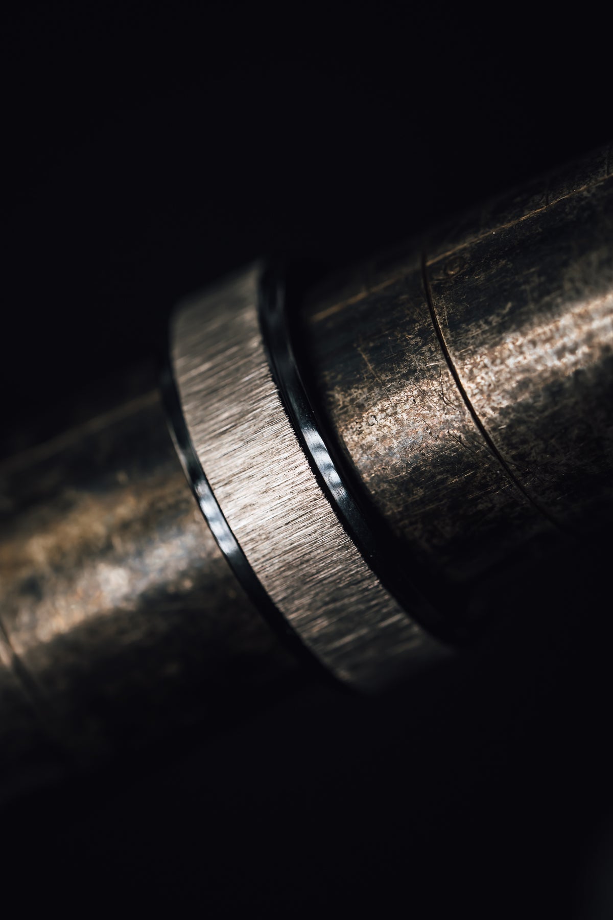 Zirconium with Crosssatinsilver Pollish Finish