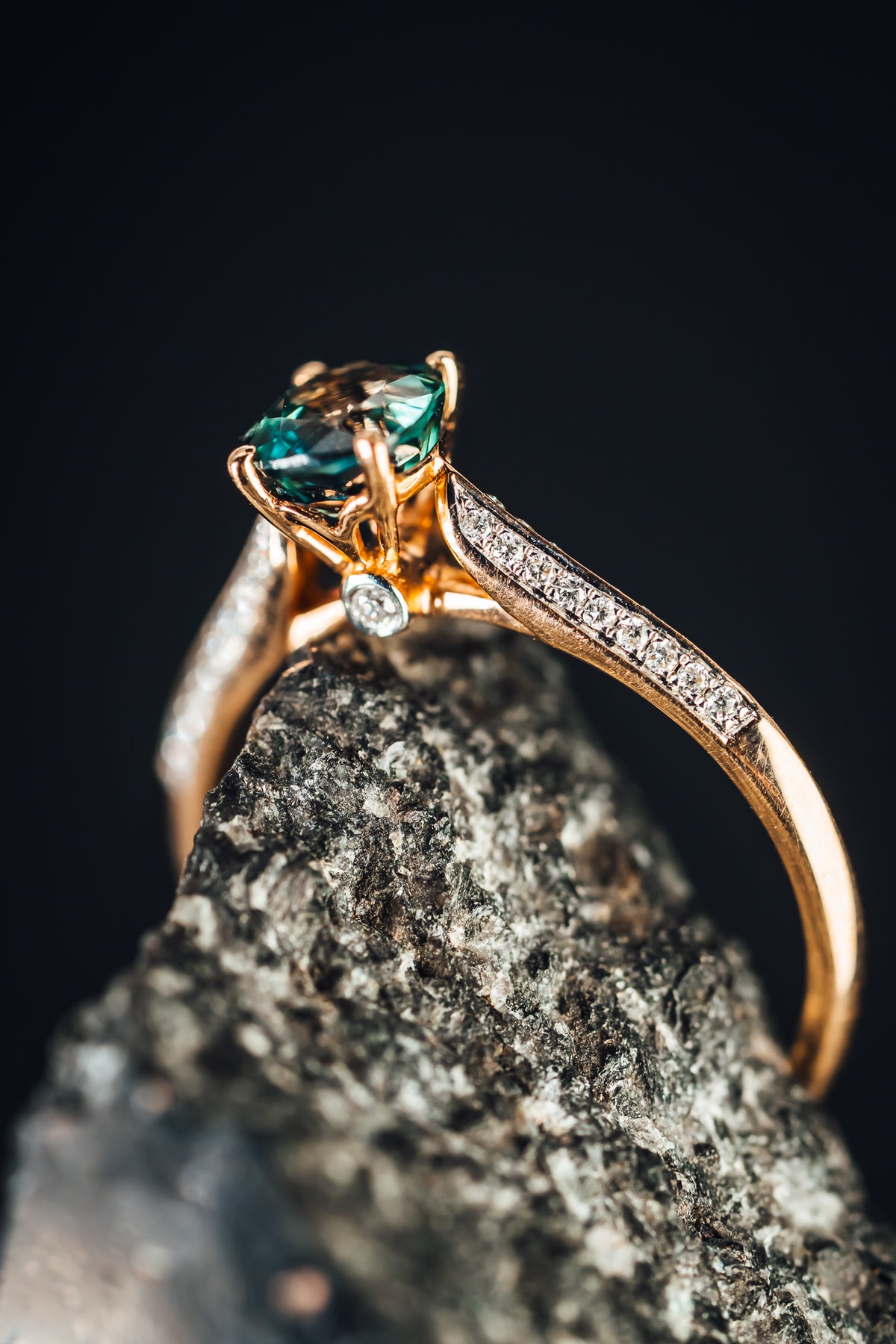 14k Rose Gold Green Sapphire and Diamond Ring