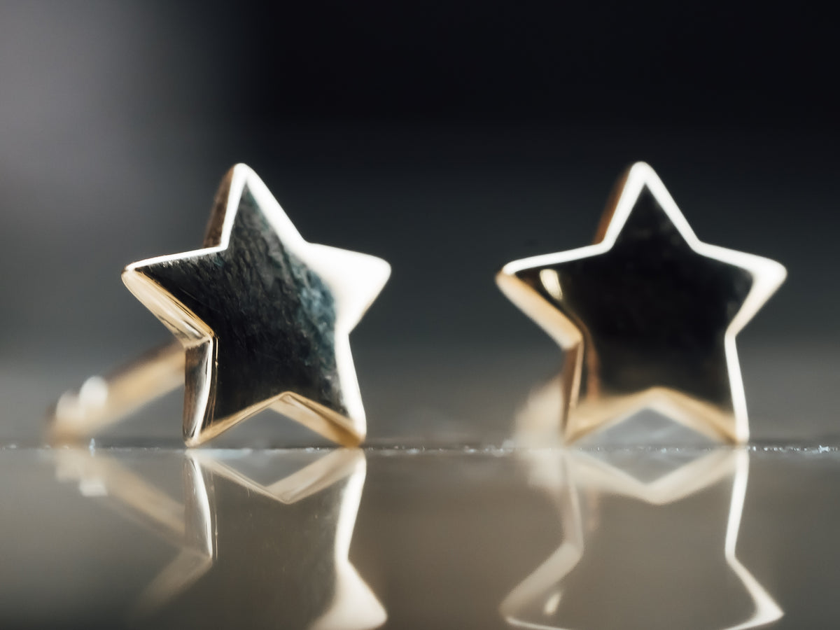 14k Yellow Gold Star Stud Earrings