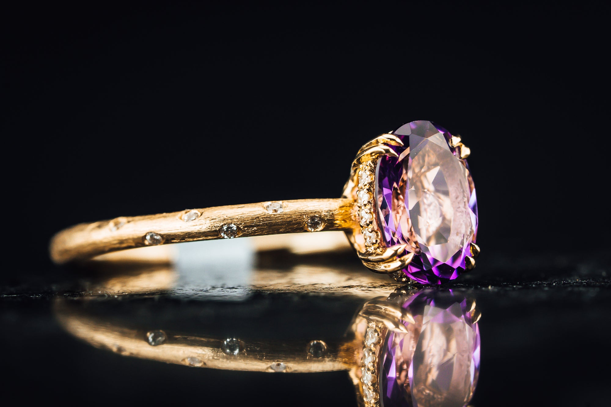 18k Yellow Gold Amethyst and Diamond Ring