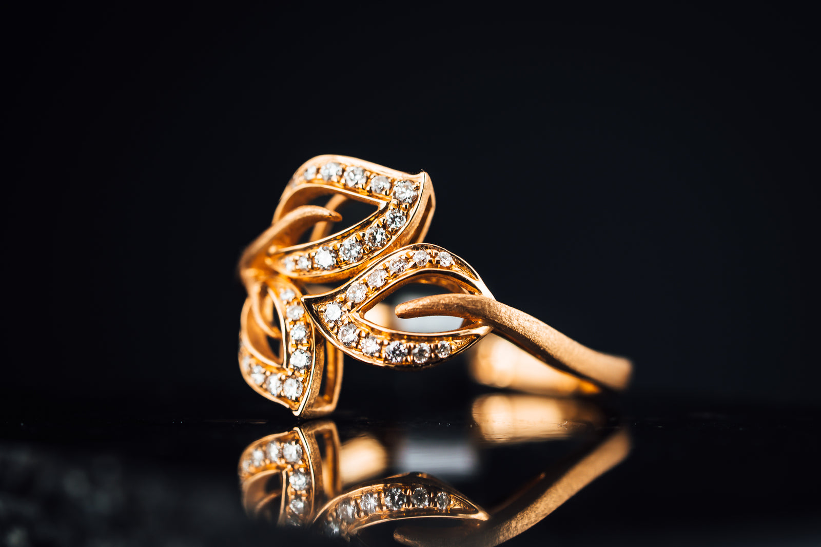 14k Rose Gold and Diamond Leaf Ring