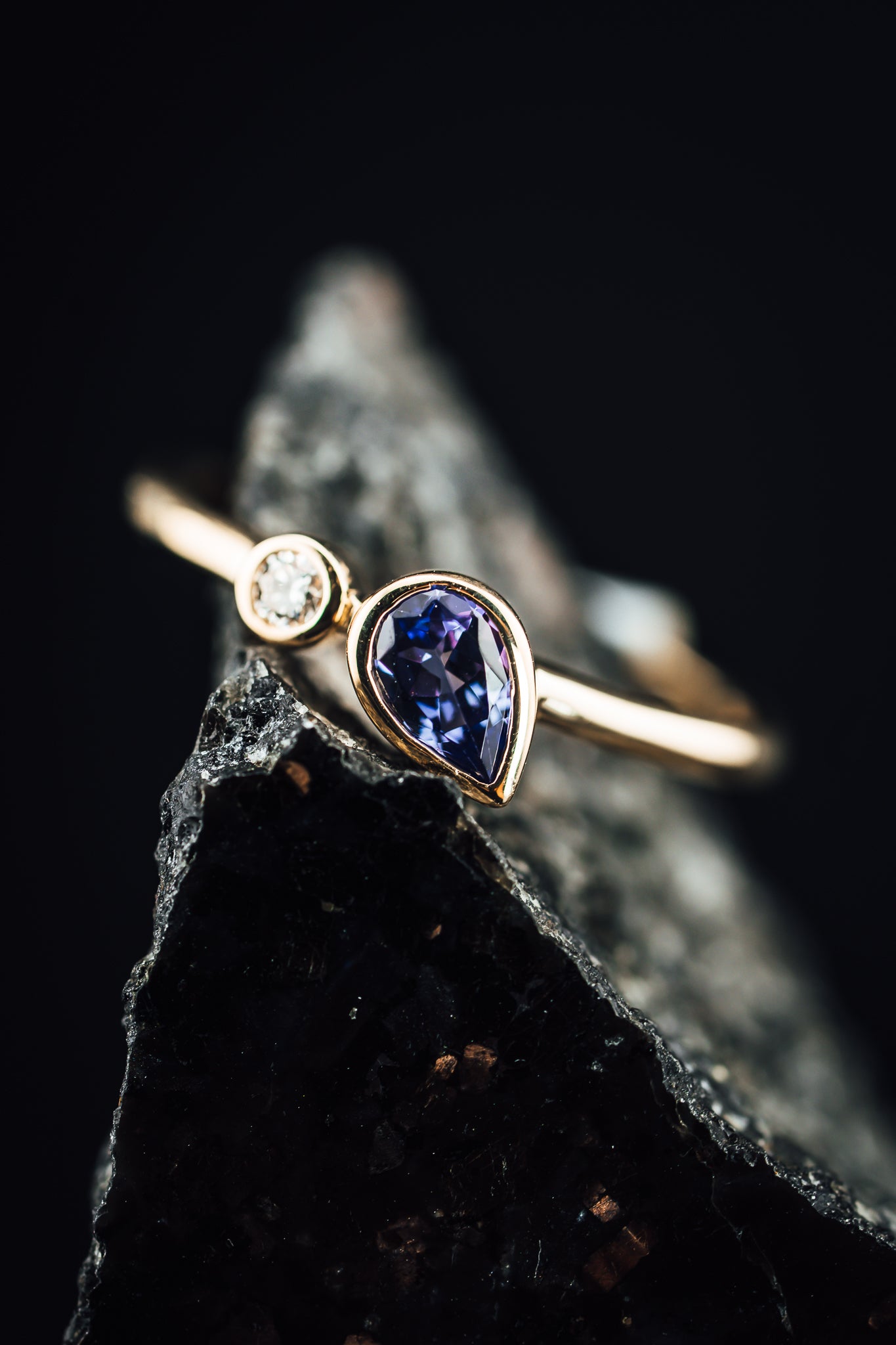 14k Yellow Gold Tanzanite and Diamond Ring