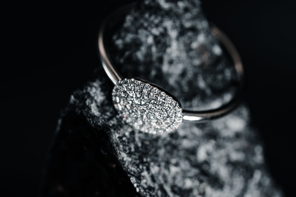 14k White Gold Pave&#39; White Diamond Ring