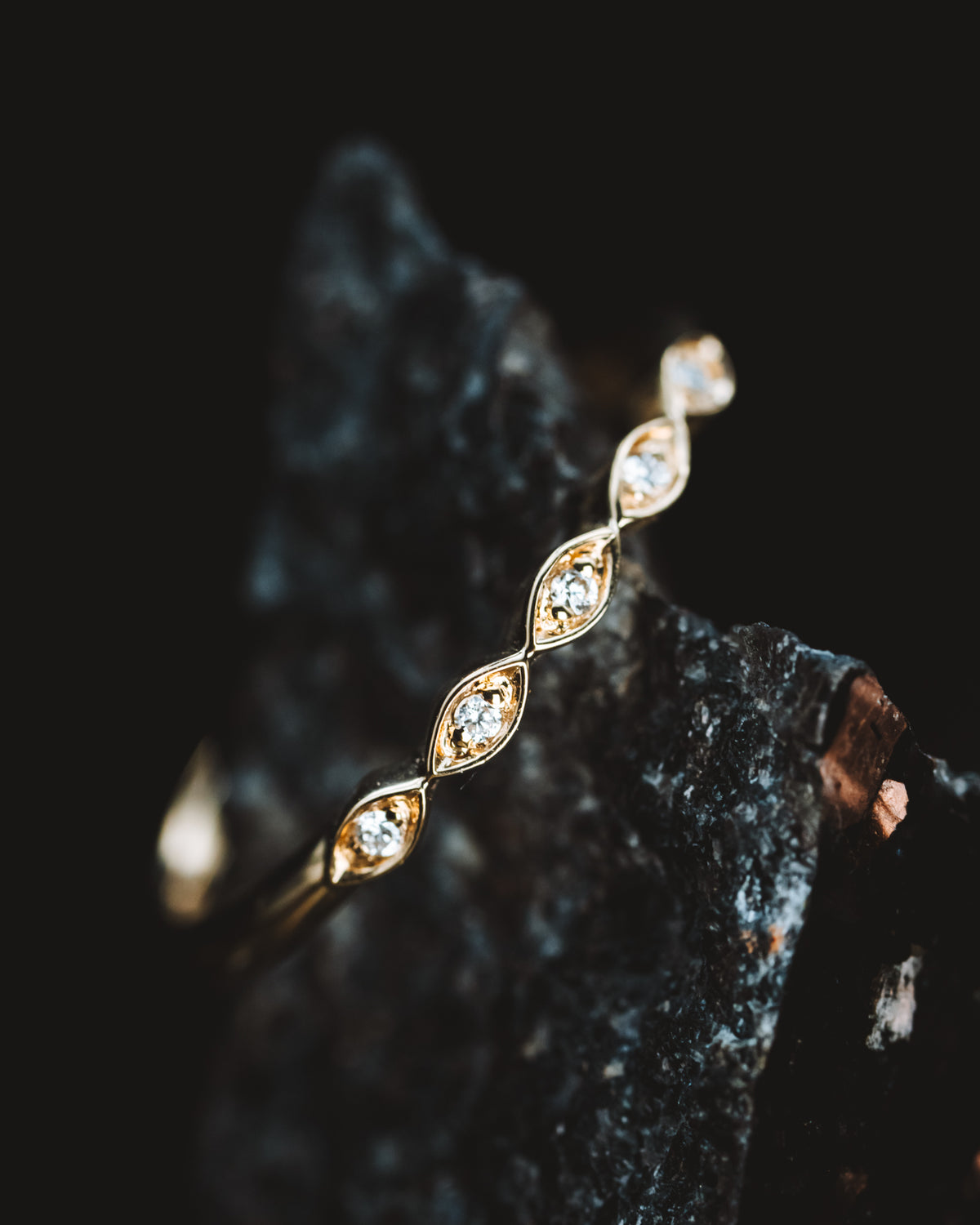 14k Yellow Gold Diamond Band