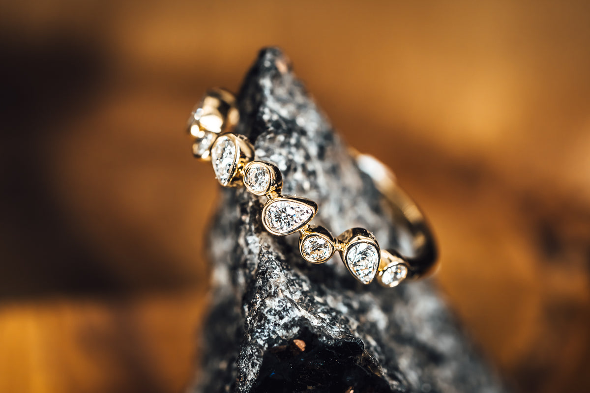 14k Yellow Gold Diamond Band