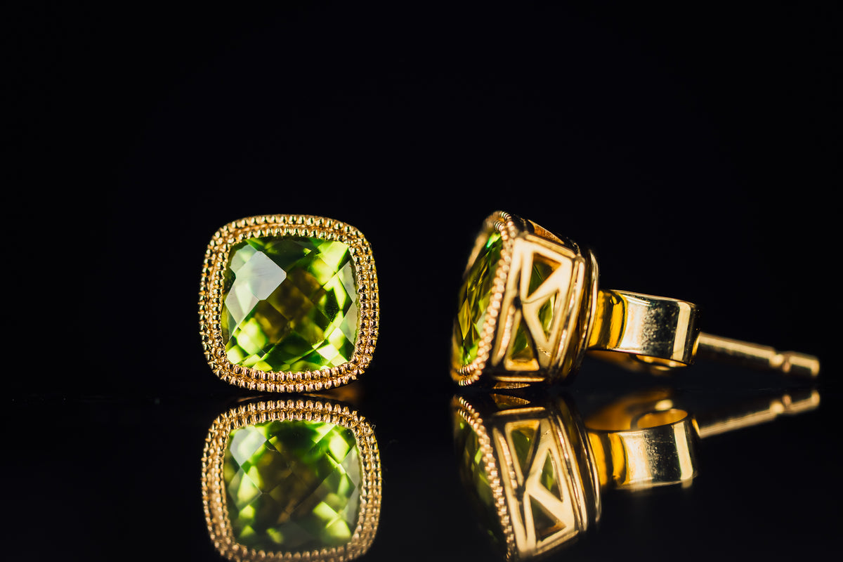14k Yellow Gold Peridot Earrings