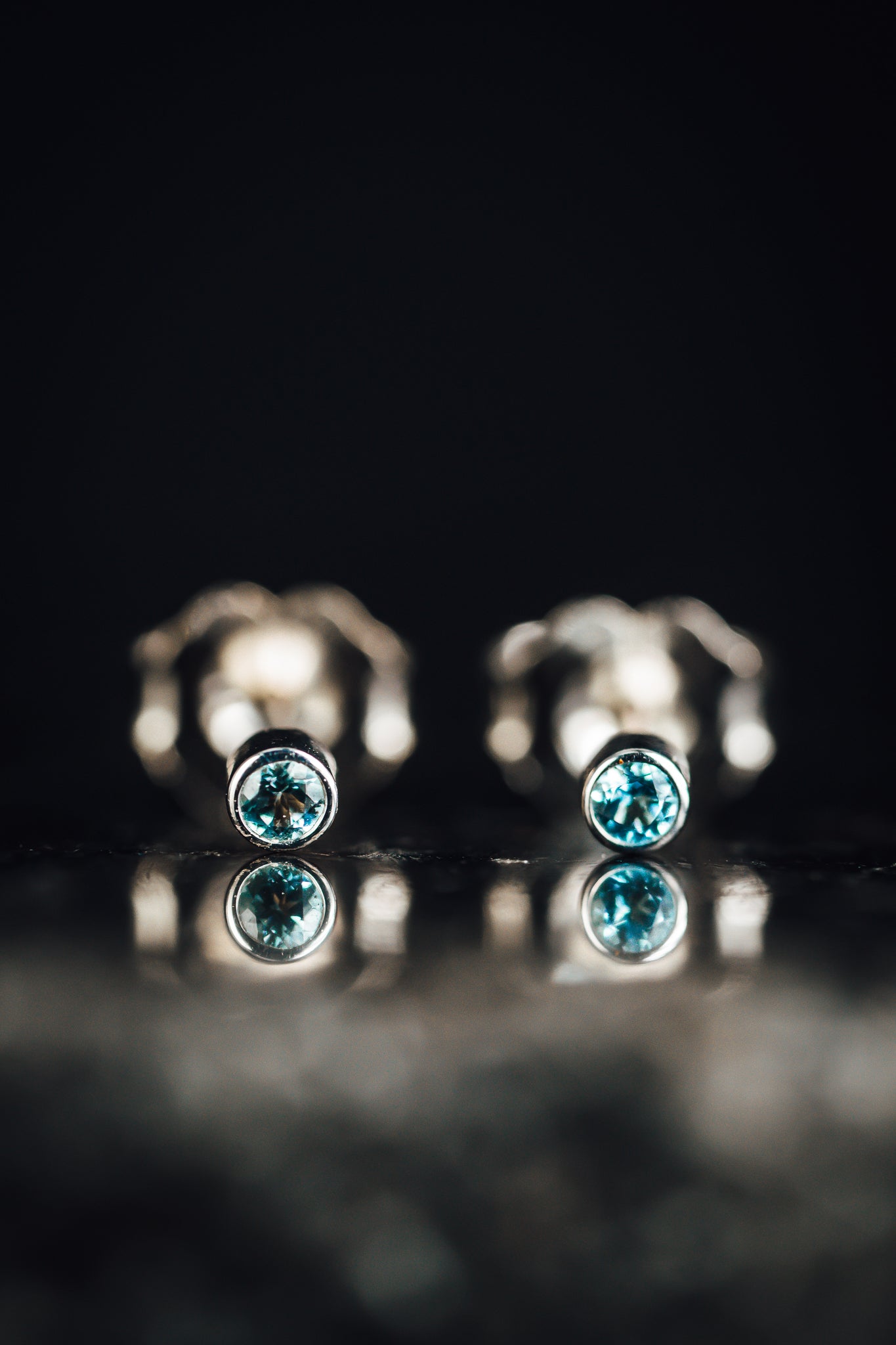 14k White Gold Blue Topaz Tiny Stud Earrings