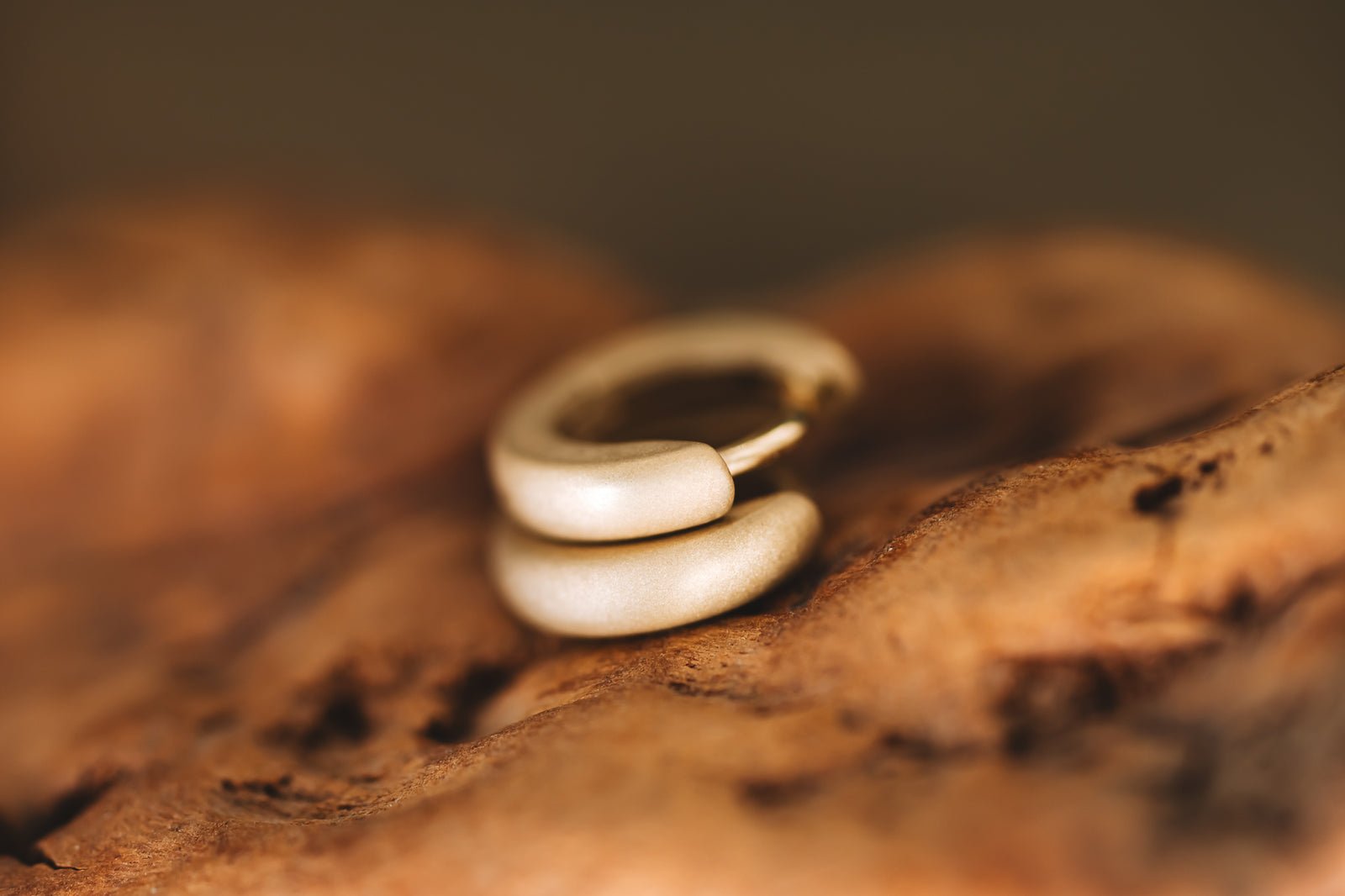 14k Yellow Gold Small Huggie Hoop Earrings