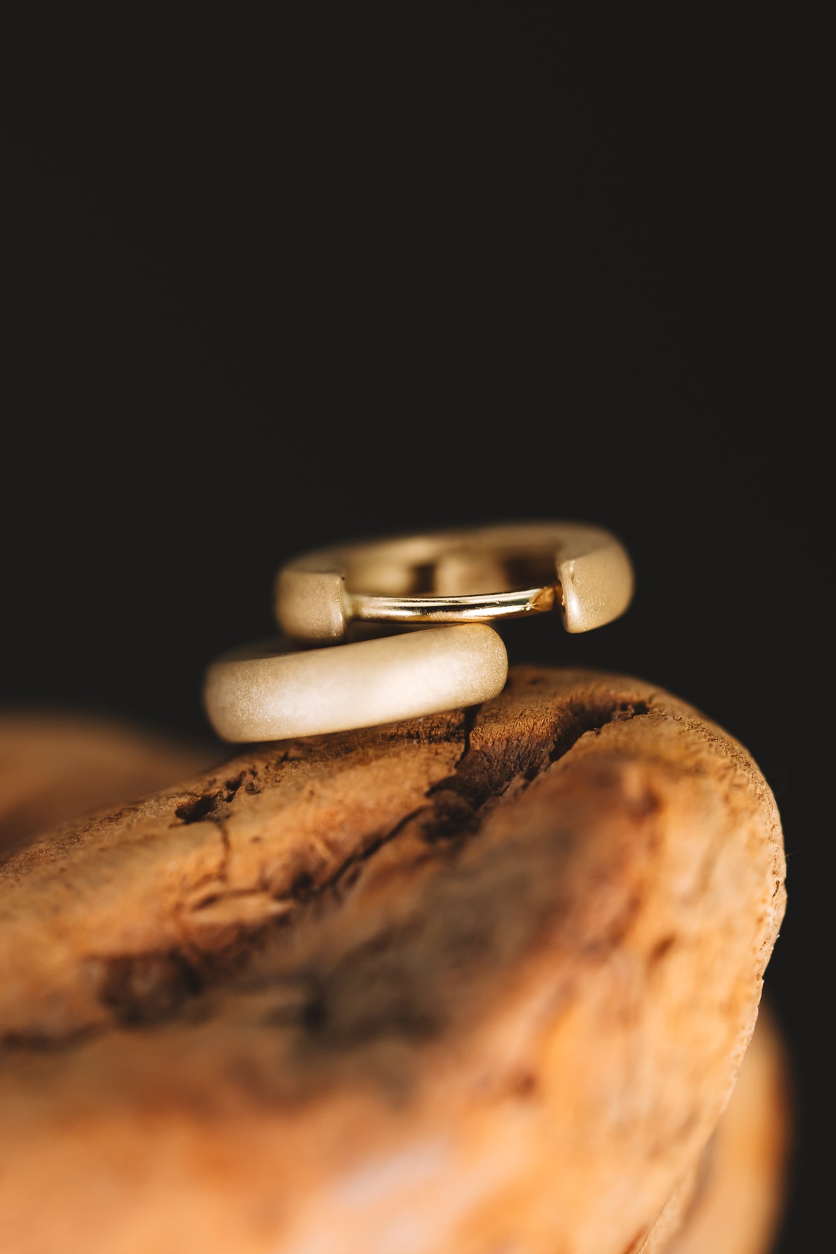 14k Yellow Gold Small Huggie Hoop Earrings