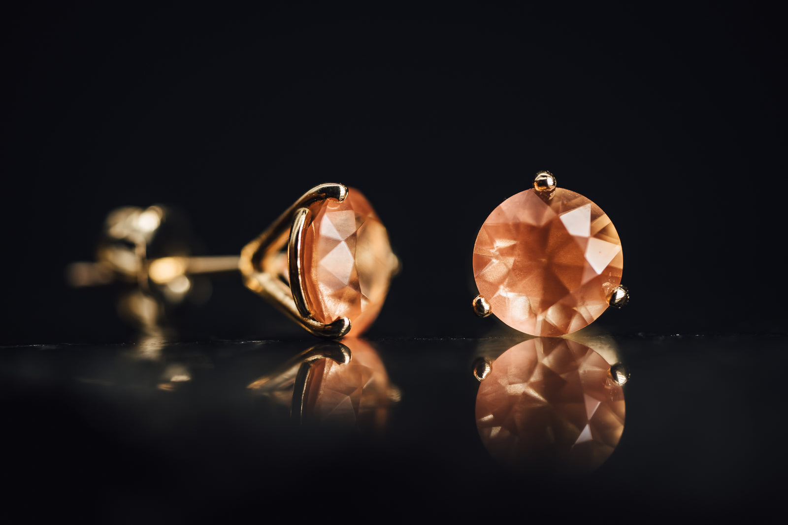 14k Yellow Gold Oregon Sunstone Stud Earrings