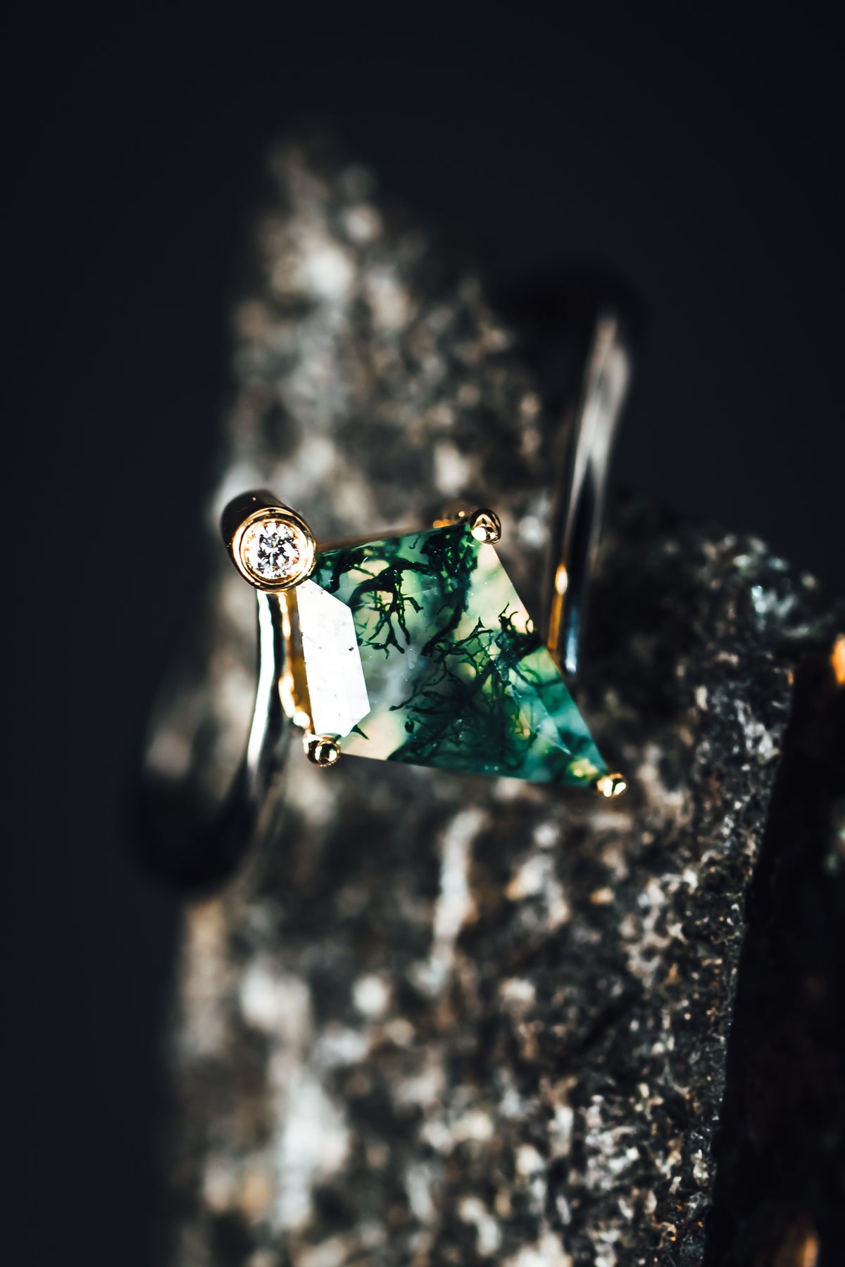 14k White and Yellow Gold Moss Agate and Diamond Ring