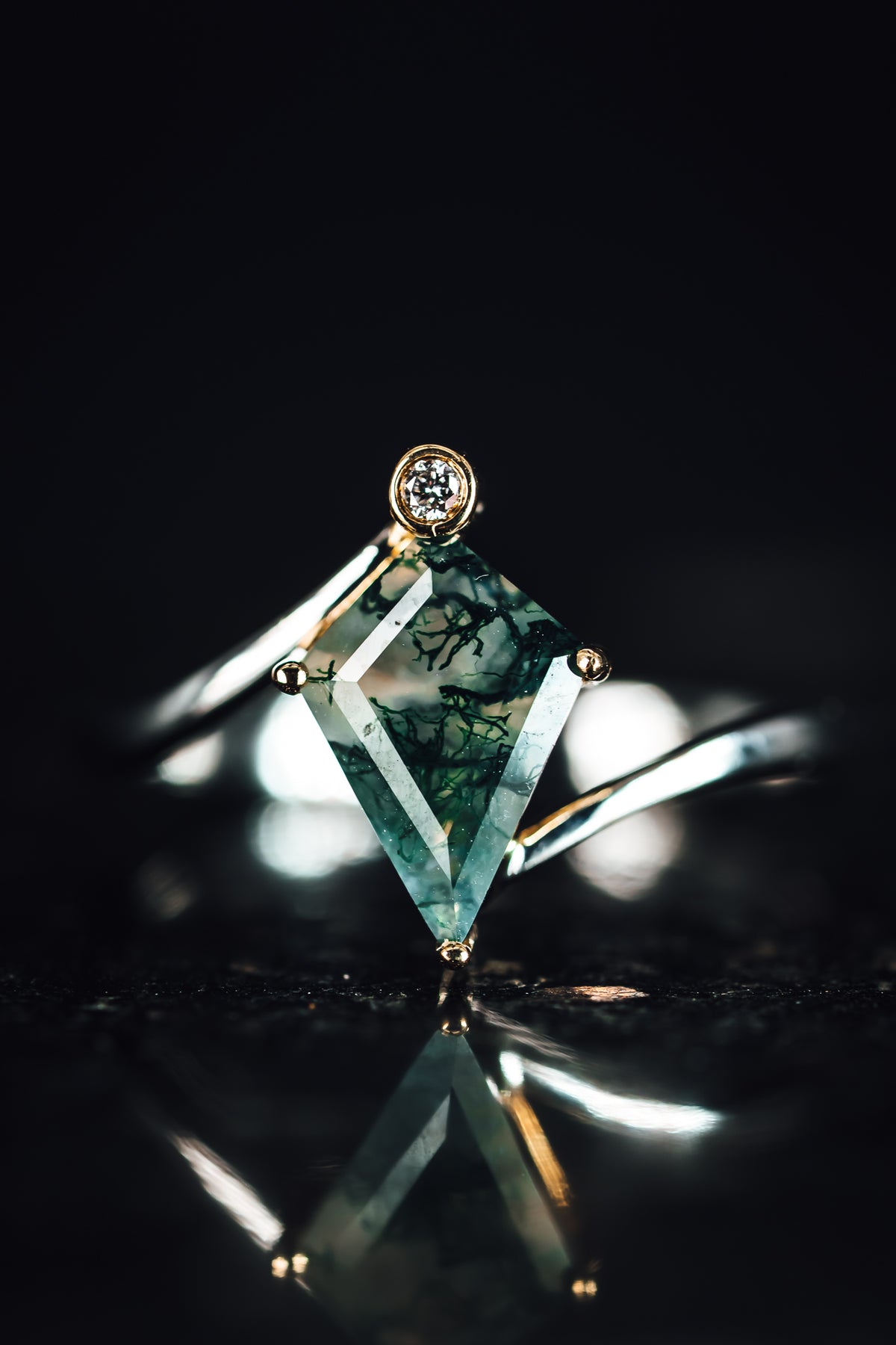 14k White and Yellow Gold Moss Agate and Diamond Ring